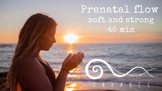 Prenatal Yoga Flow - soft and strong - Unravel Yoga screenshot 1