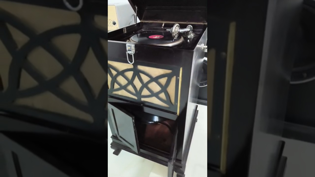 Real HMV Antique Gramophone Still Works! 🪗🎵 | Vintage Phonograph | 100 Years Old #shorts