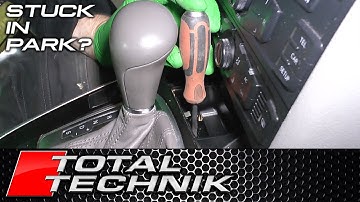 Hoe je de versnellingspook kunt verplaatsen die vastzit in de parkeerstand - Audi A4 B8/Audi A6 C...