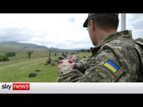 Ukraine War: UK training thousands of Ukrainian recruits in England
