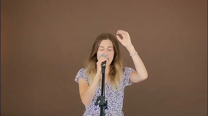 Anastasia Smith -  (cover TAYANNA)