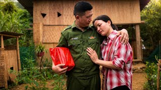 A Single Mother Finally Gave Chuc The Mysterious Box Hidden For Years