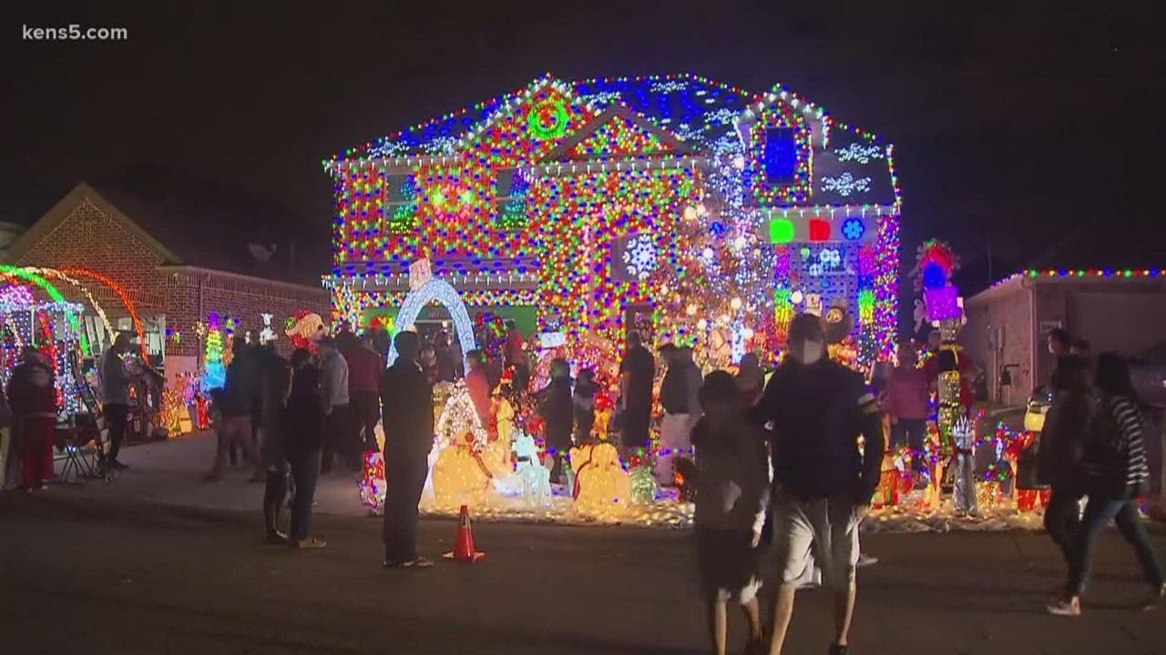 Epic Christmas lights display in North Texas