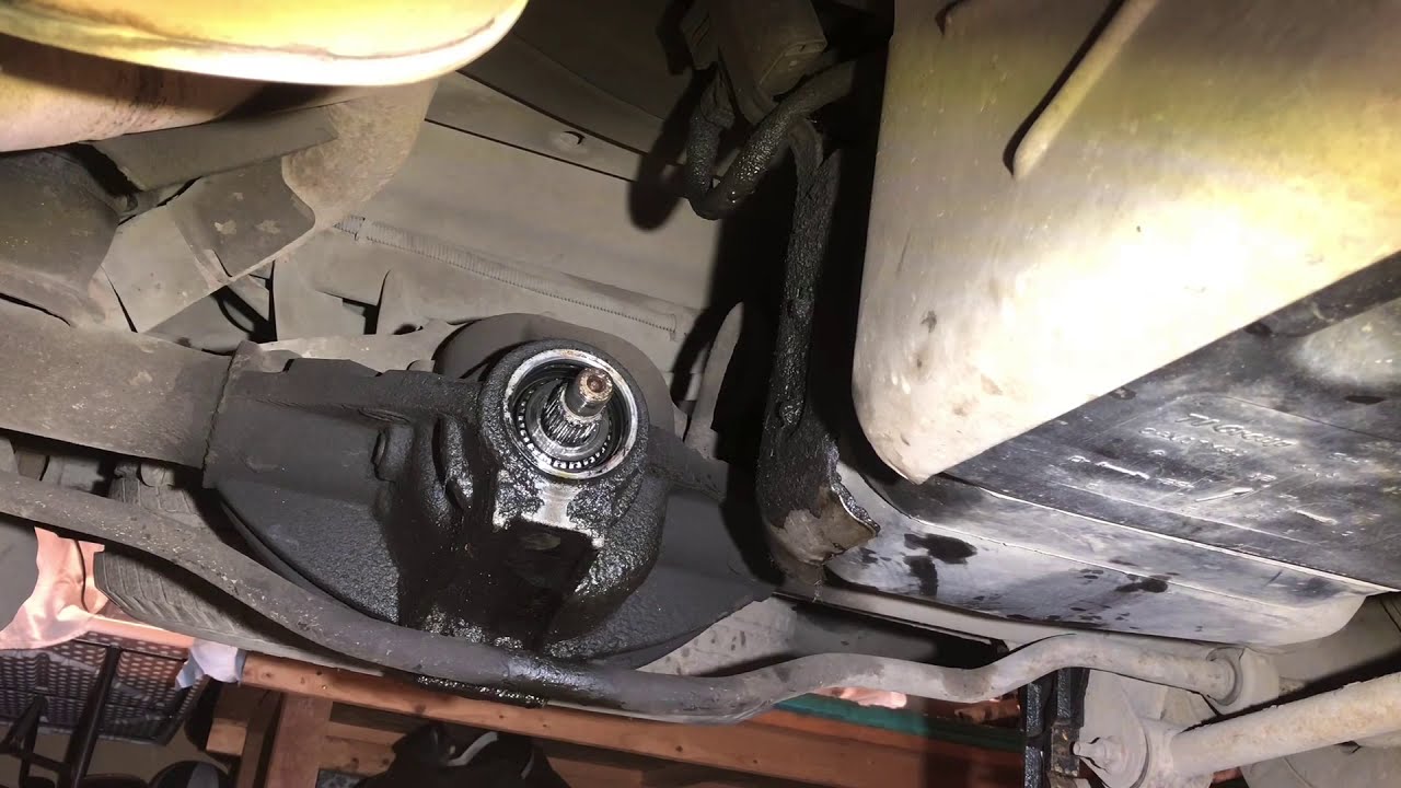 EP702002 GMC Envoy Rear Pinion Seal , Axle Shaft Removal, and EBrake