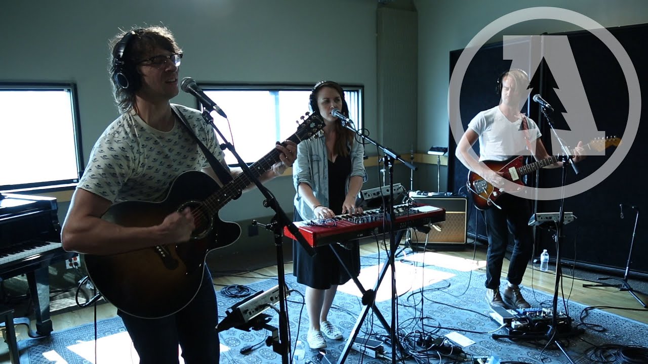 YouTubeでRogue Valley - Pulse | Audiotree Liveを視聴 YouTubeでRogue Valley - Pulse | Audiotree Liveを視聴