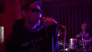 mawar berduri - politic shit studio live