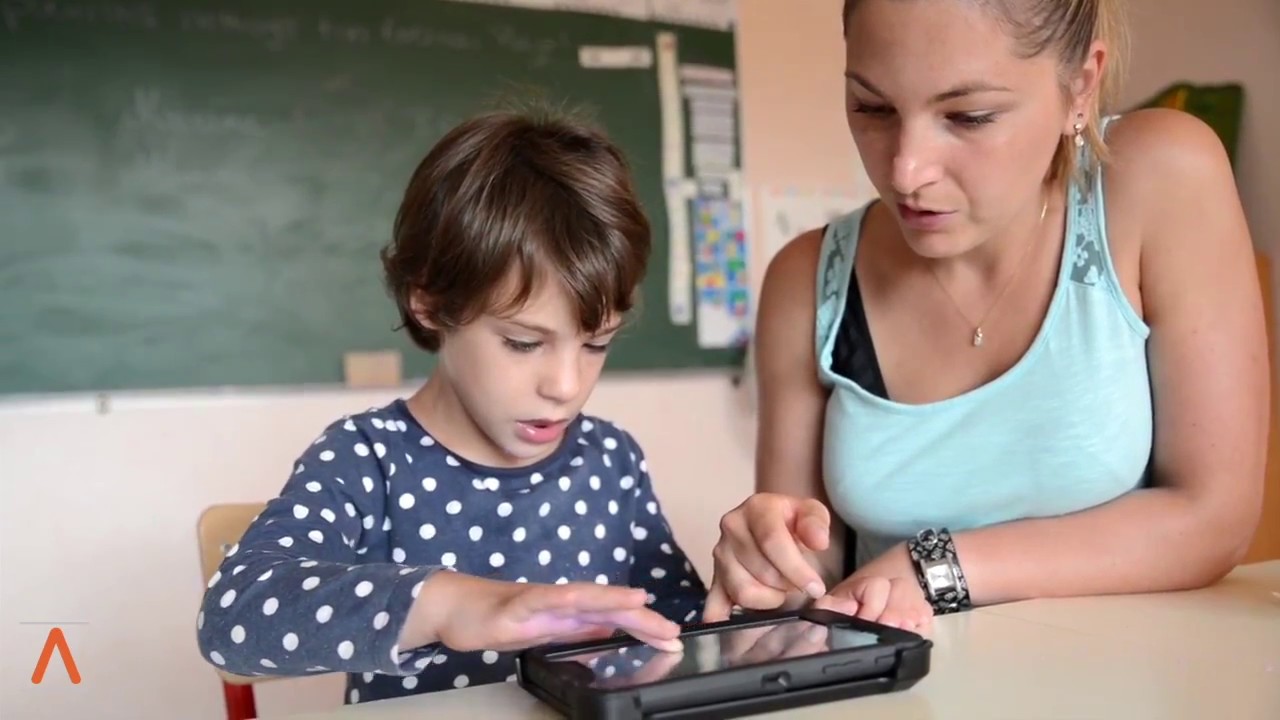 AMIKEO - des apps et une tablette adaptée au handicap mental et à l'autisme  