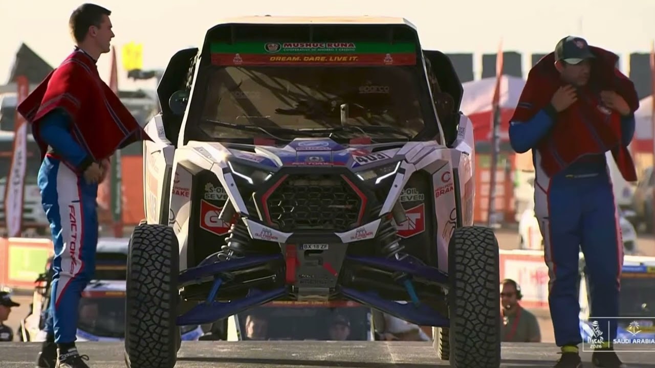 Подиум 1, Себас Гуаясамин / Поль Рос, ралли Дакар 2026. Презентация