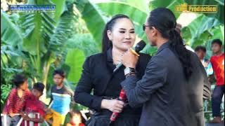 TUKU GELANG SUSY ARZETTY FT SUKA W SHOW NMS PESTA HAJAT KEL. BPK. H. MASRIF & IBU SITI AROFAH KENDAL