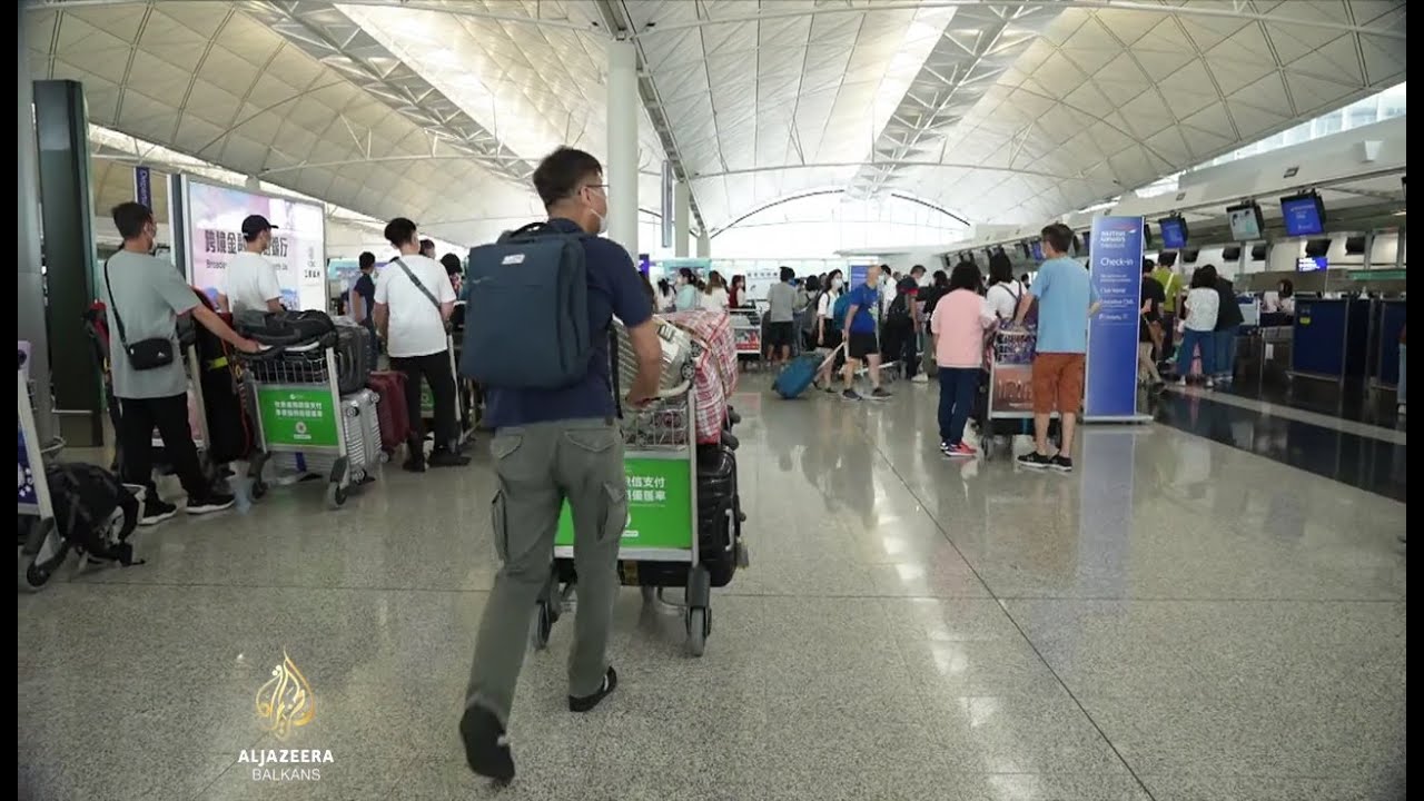 آلاف يفرون من هونغ كونغ بسبب قانون الهجرة الجديد