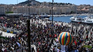Retraites : plusieurs milliers de manifestants à Marseille