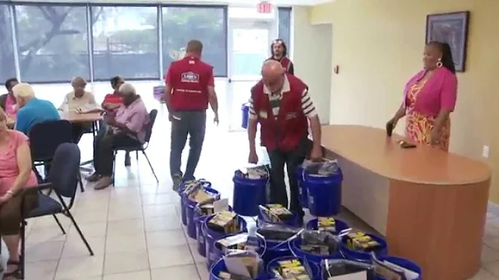 Lowes Heroes Pass Out Emergency Supplies to Promot...