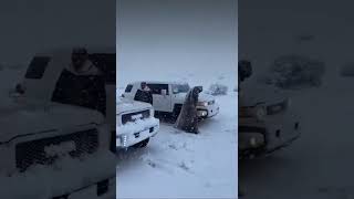 Саудовской Аравии выпал снег (Радуются арабы)