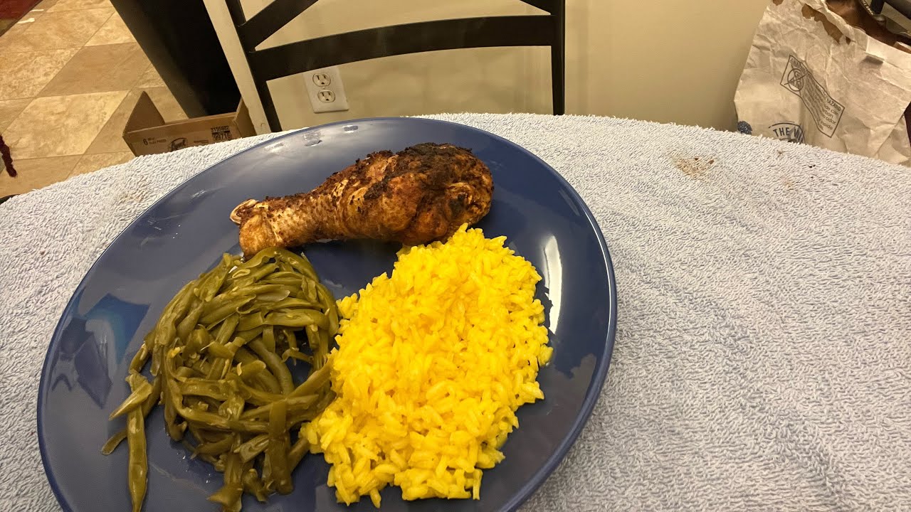 ASMR | Come Eat Dinner 🥘 With Me - Mukbang & Ramble (Soft Spoken) 8-26-2022