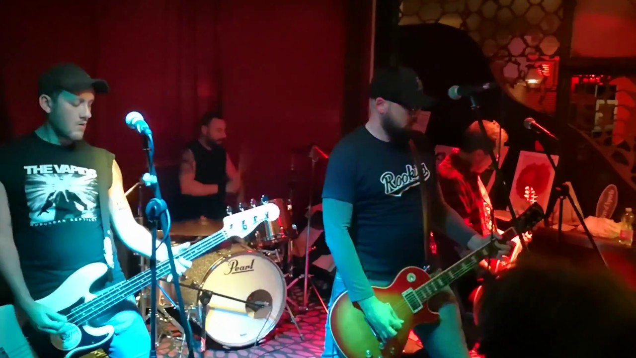 Ratbones - Between you and me live at Sidro Club