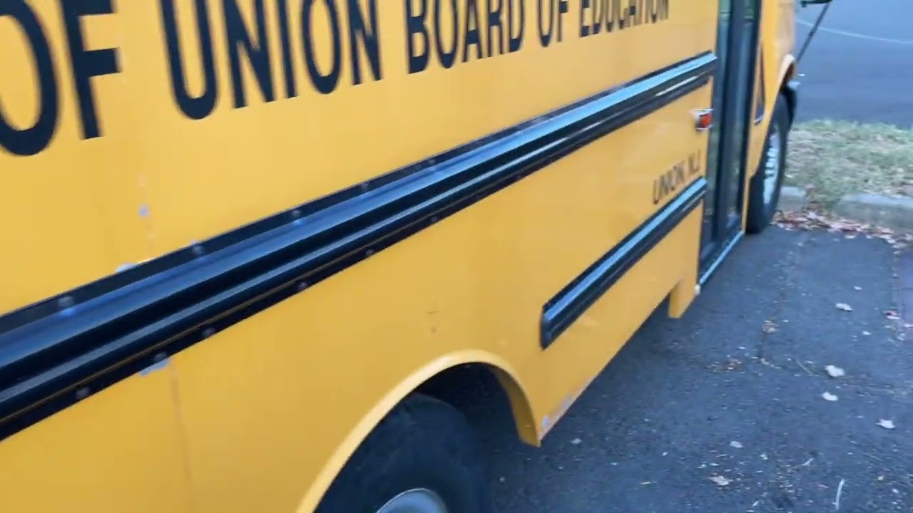 2013 VanCon SRW Chevrolet #1