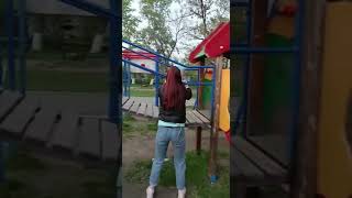 А потом я слушаю, какая я безразличная мать отправляю гулять ребенка одного хах)#baby #new #family