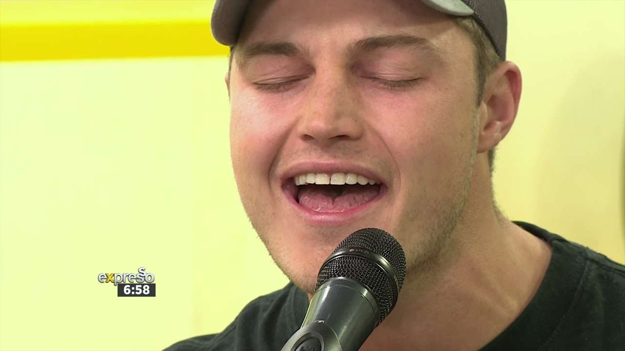 Brendan Peyper performs 'Castle on the Hill'