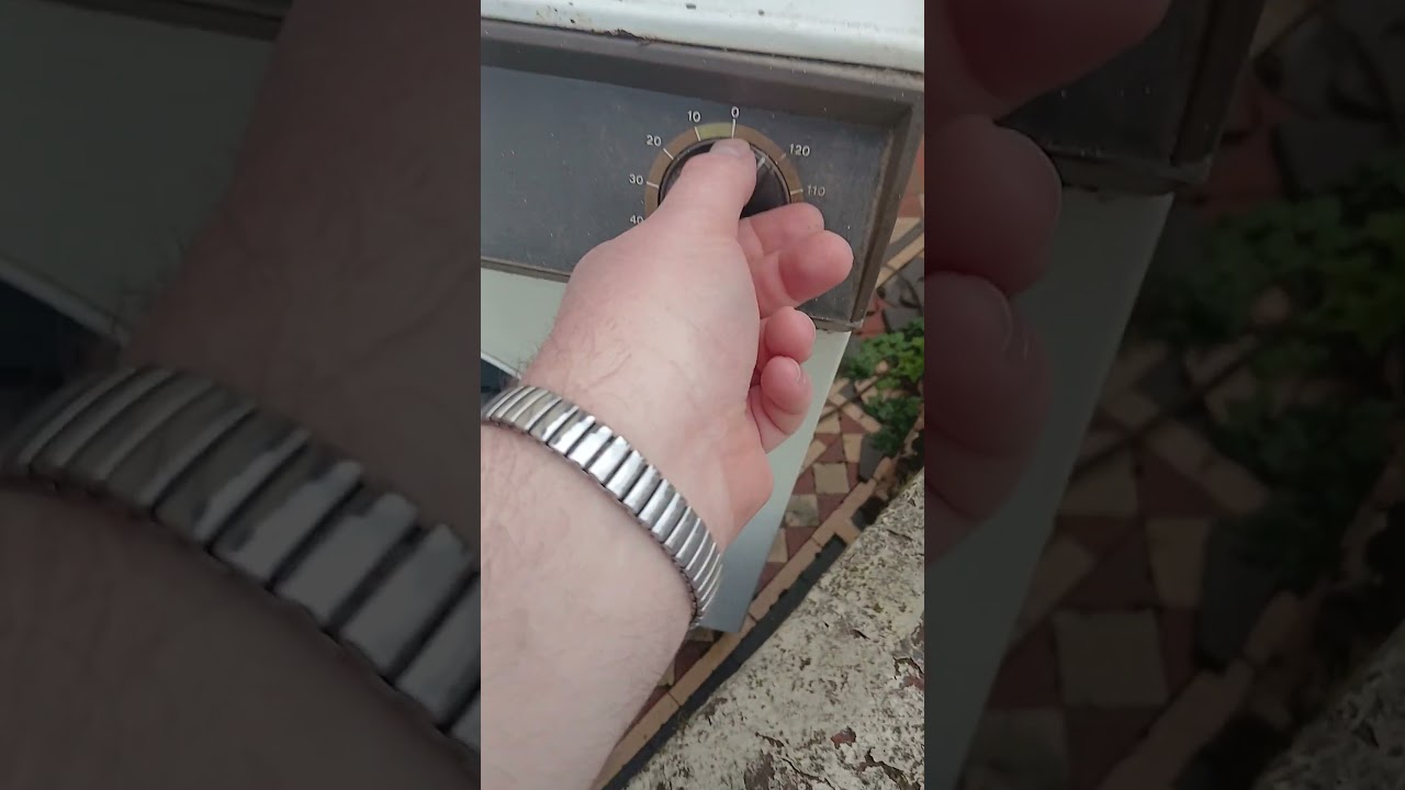 today I found a Vintage Creda Debonair Reversair tumble dryer