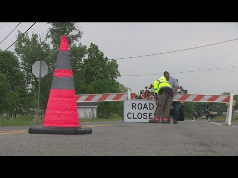 State police: 1 person dead after plane crash in Niagara County - YouTube