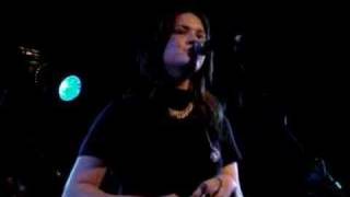Mandy Moore - Umbrella