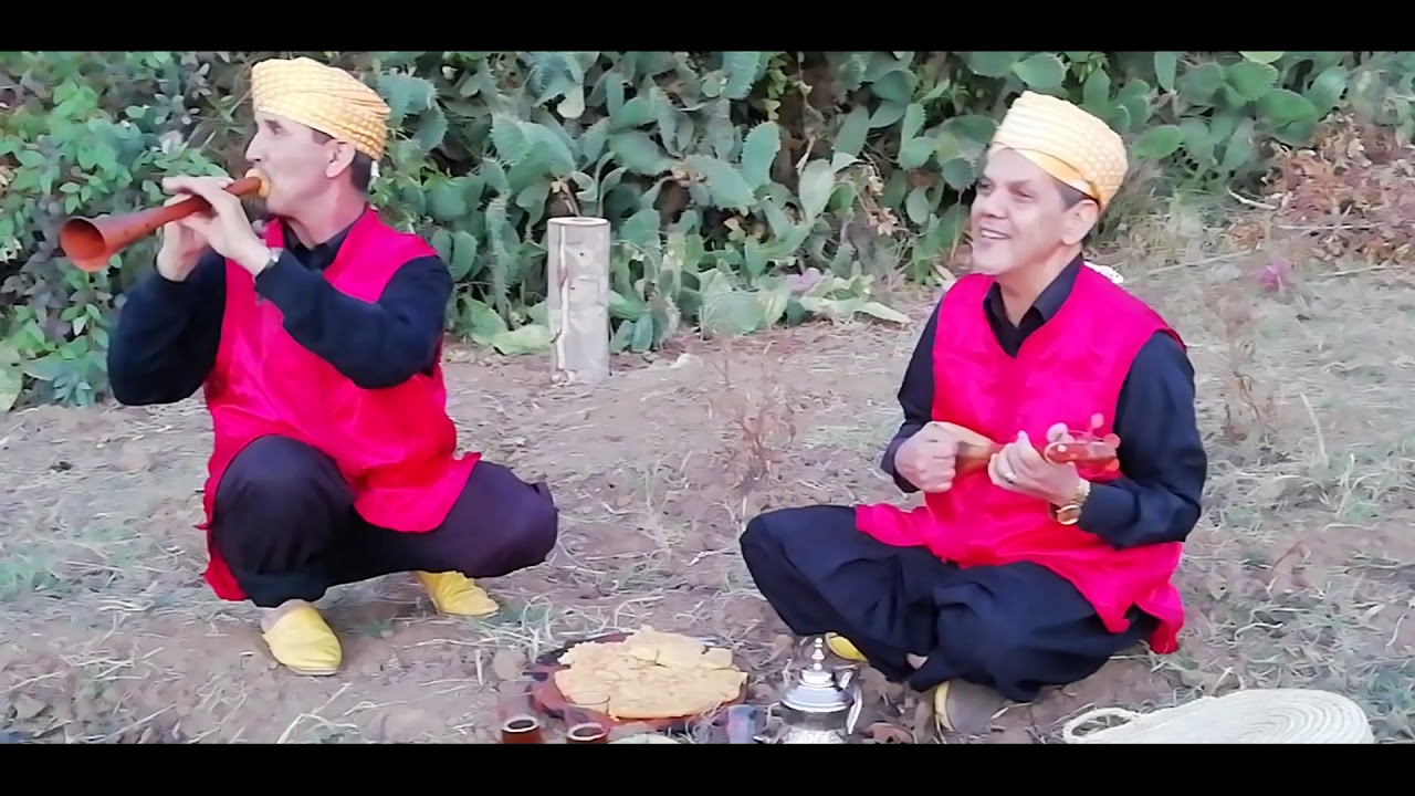 جديد الفنان عبدالسلام الساحلي والمعلم عبدالسلام المدن في فن العيطة الجبلية تحت عنوان أنا بلادي