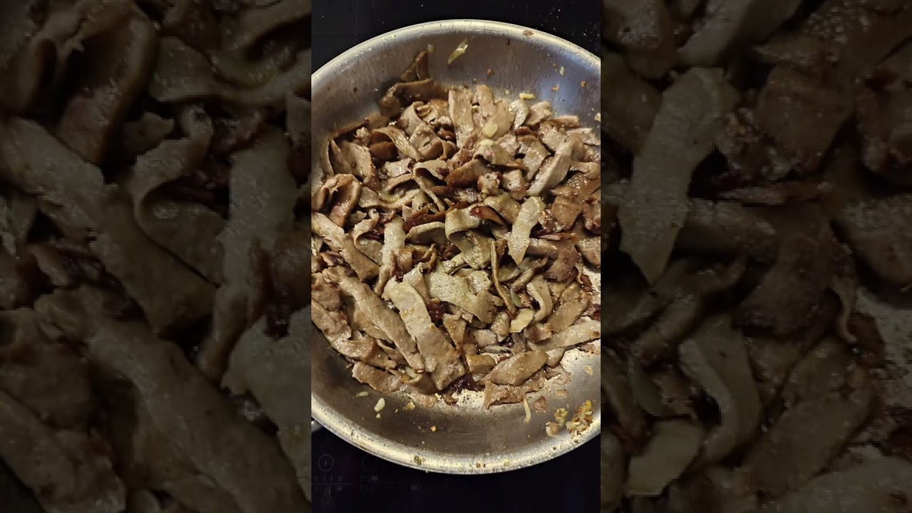 kébab de fricadelles en tacos et potetoes au cheddar . cuisine facile