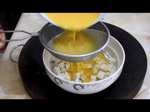 豆腐别炒着吃了，加上鸡蛋这样做，嫩滑可口又营养，连吃3天都不腻