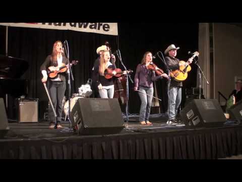 Quebe Sisters Band I M Walking The Floor Over You Youtube