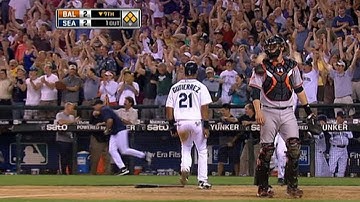 Beltre wins it with a single to left field