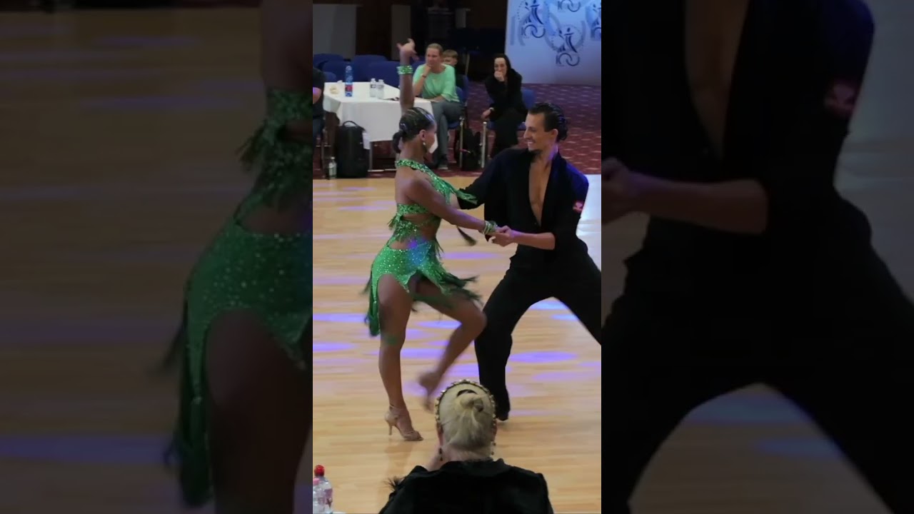 Roman Stradetskiy & Kateryna Vakarchuk - Samba Solo Presentation