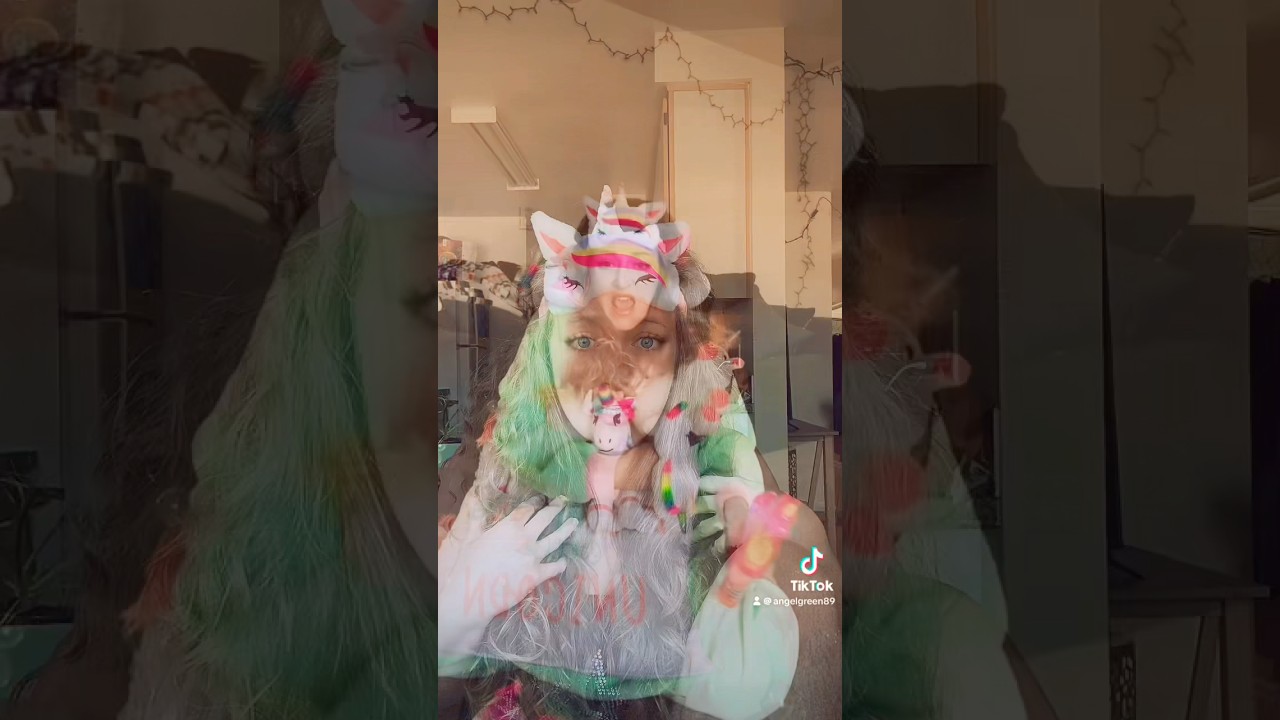 I cant deal with people anymore🖕🏻