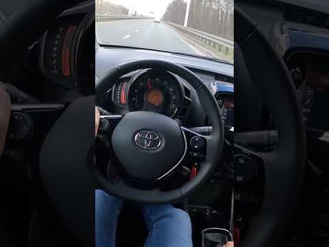 Toyota Aygo 1.0 VVT-I 72HP Acceleration