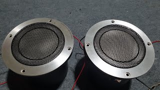 Pair of beautiful original mib technics speakers contact ☎️0939894907