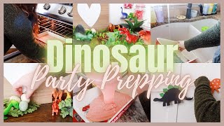 DINOSAUR BIRTHDAY PARTY PREP! | CAKE \& DECORATIONS | 3RD BIRTHDAY!!