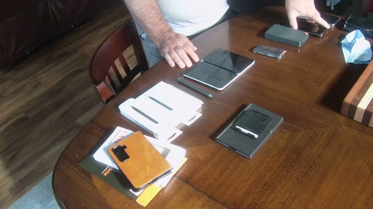 Microsoft Duo 2 Unboxing