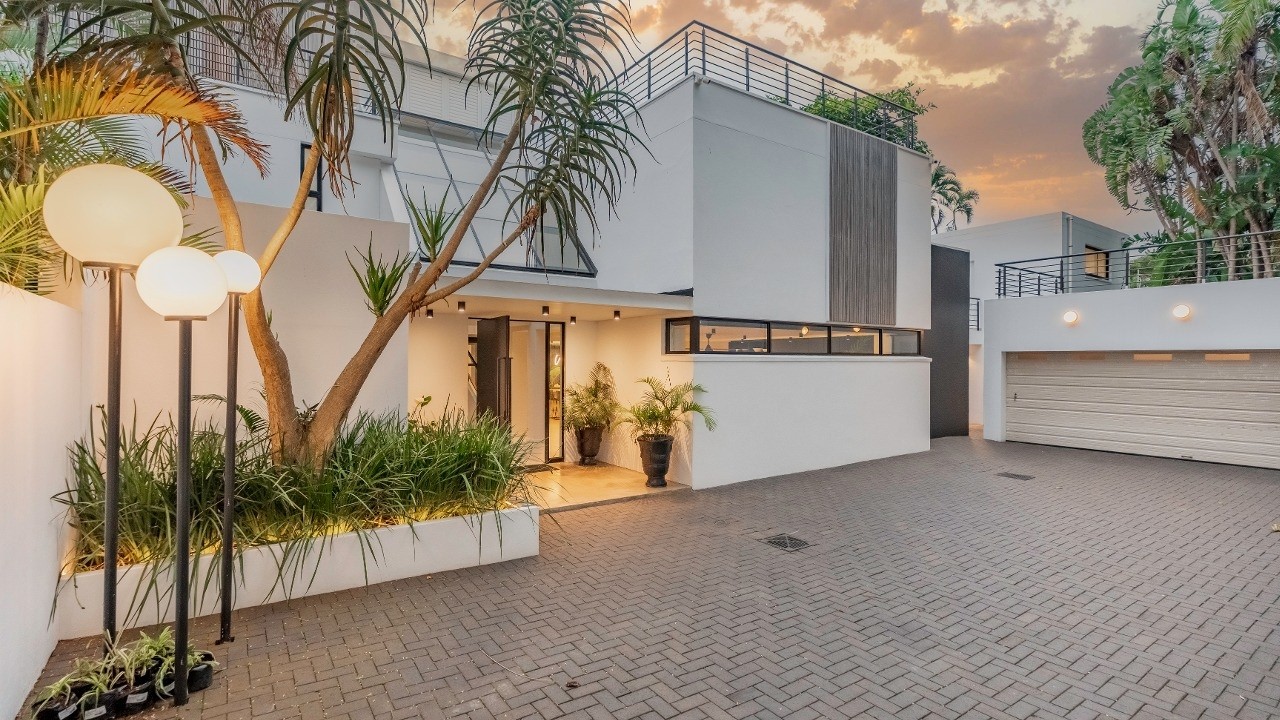 Contemporary La Lucia Home, Precisely Executed