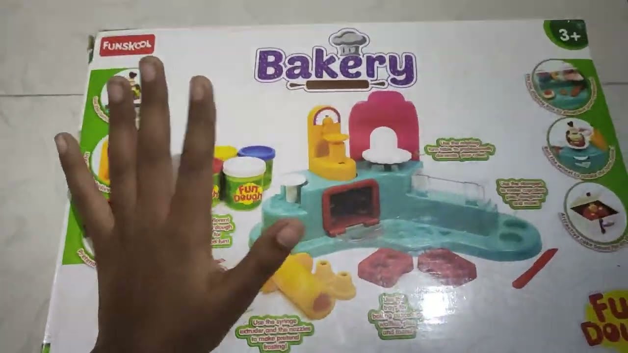 unboxing bakery set
