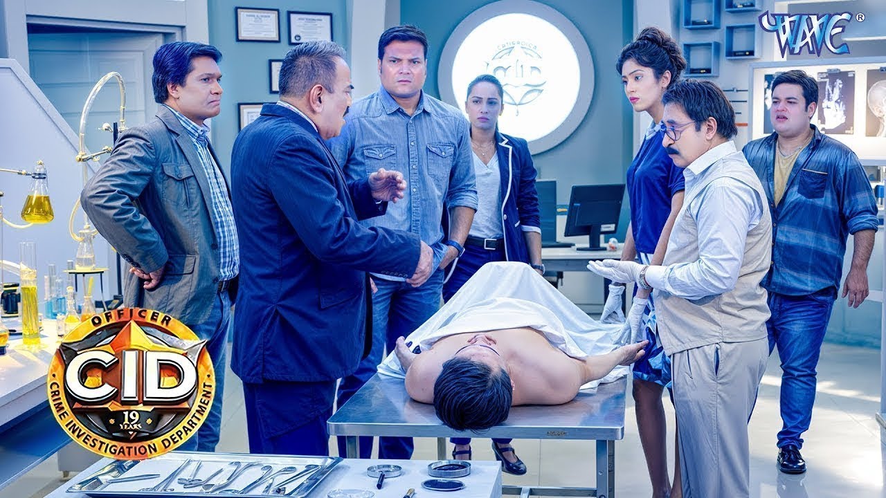 देखिये :- Dr.Salunkhe ?कैसे सुलझाएंगे हंसते-हंसते मरे हुए Man का Case? | CID | NEW EPISODE