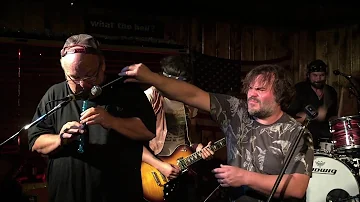 Tenacious D perform ''Good Times Bad Times'' by Led Zeppelin