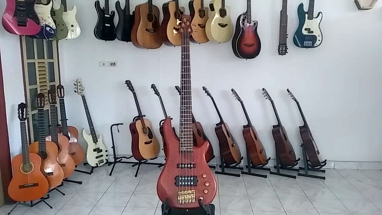 j and d brothers bass