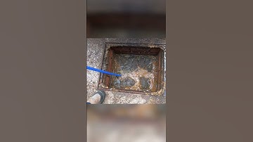 Full Gurgling Manhole #drainunblocking #diy #drainage