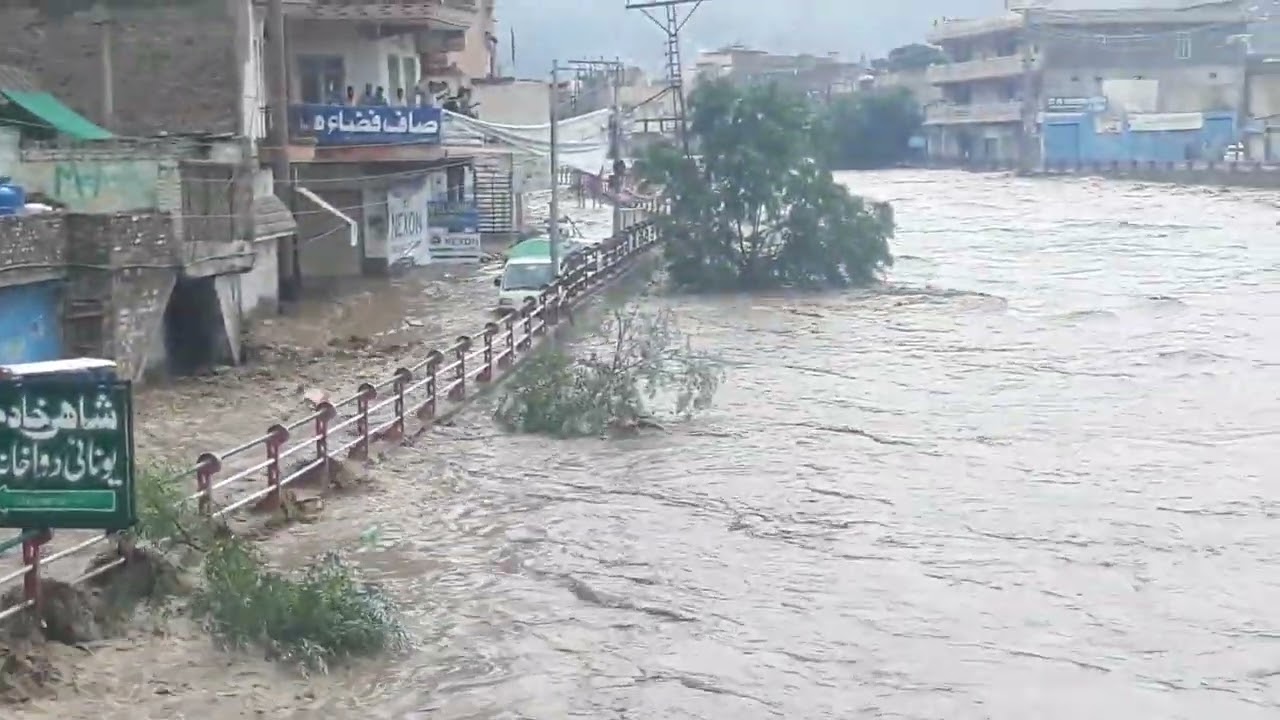 swat mingawara mai selaab ki tabahi