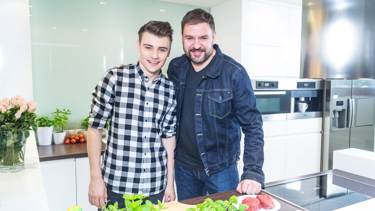 ODCINEK 10- Damian Kordas & Tomasz Karolak - Stek z pieczonymi batatami