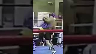 Mayweather 5th RD Sparring vs Paul Spadafora. If this is a tired TBE, I see why he’s undefeated.