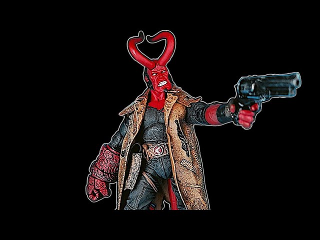 Mezco Hellboy 2004 - YouTube