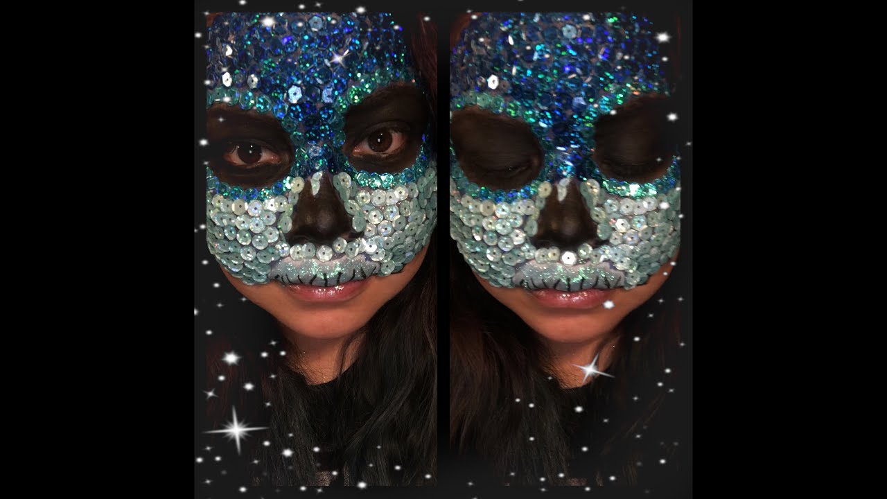 OMBRÉ BLUE DREAM HOLOGRAPHIC SKULL