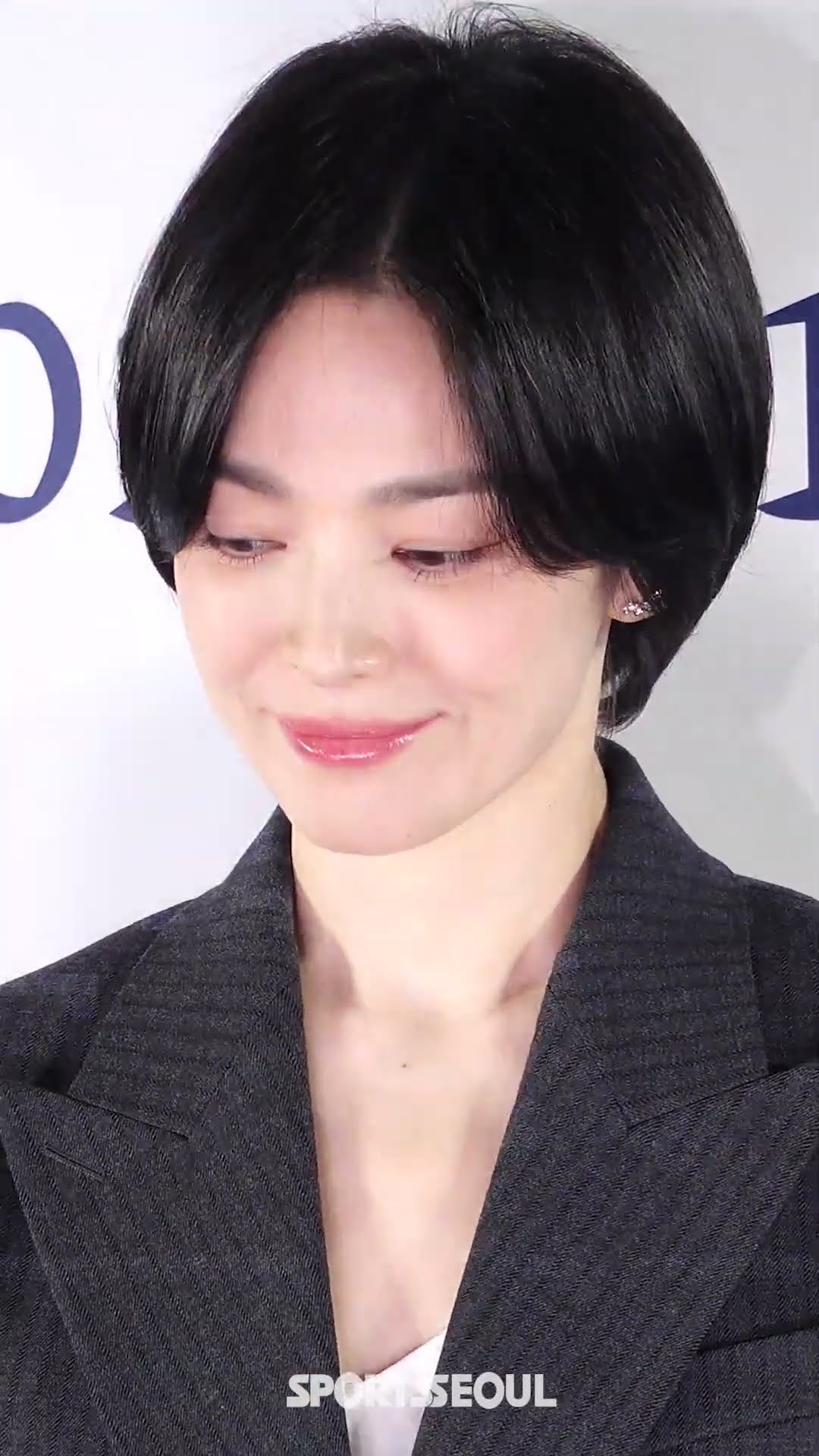 송혜교, 숏컷 미모 무슨 일인데~ #검은수녀들
