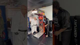 Boxing Power Punch Machine Challenge #martialarts #boxing #karate #taekwondo #joelsaltzman