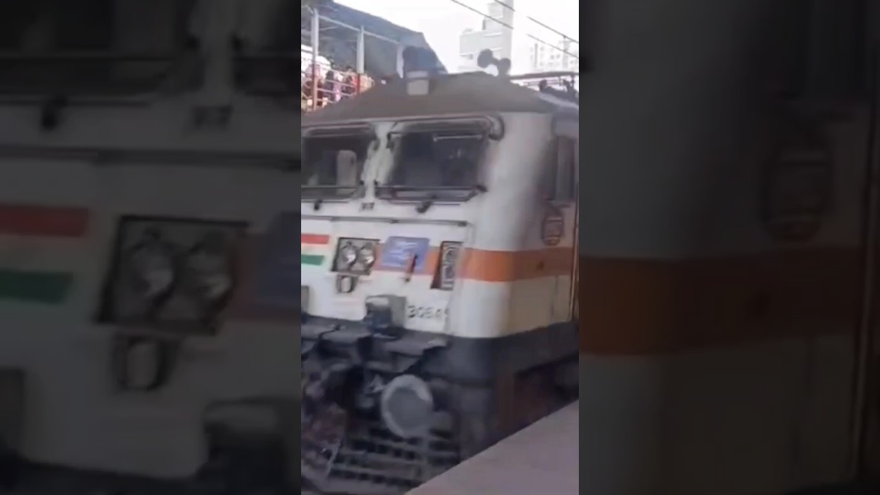 Dadar Rajdhani Express WAP7 with Tejas Rajdhani express destroying dadar #indianrailways # ...